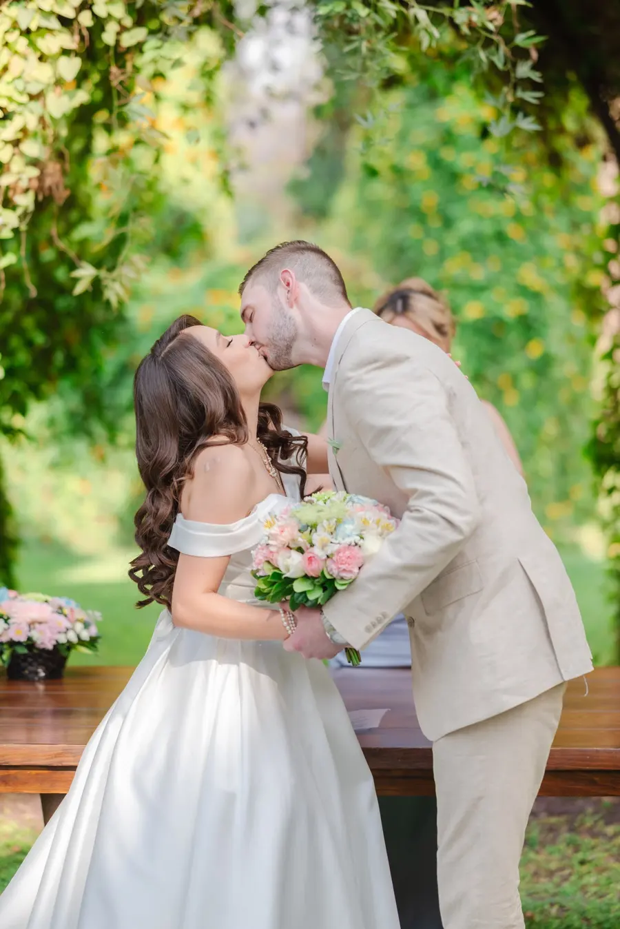 Beso de novios